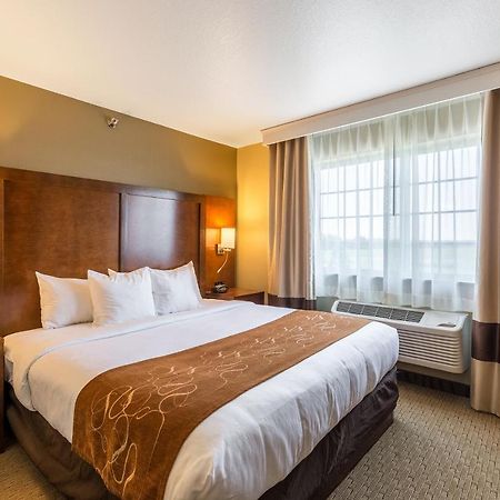 Comfort Suites Burlington Zewnętrze zdjęcie