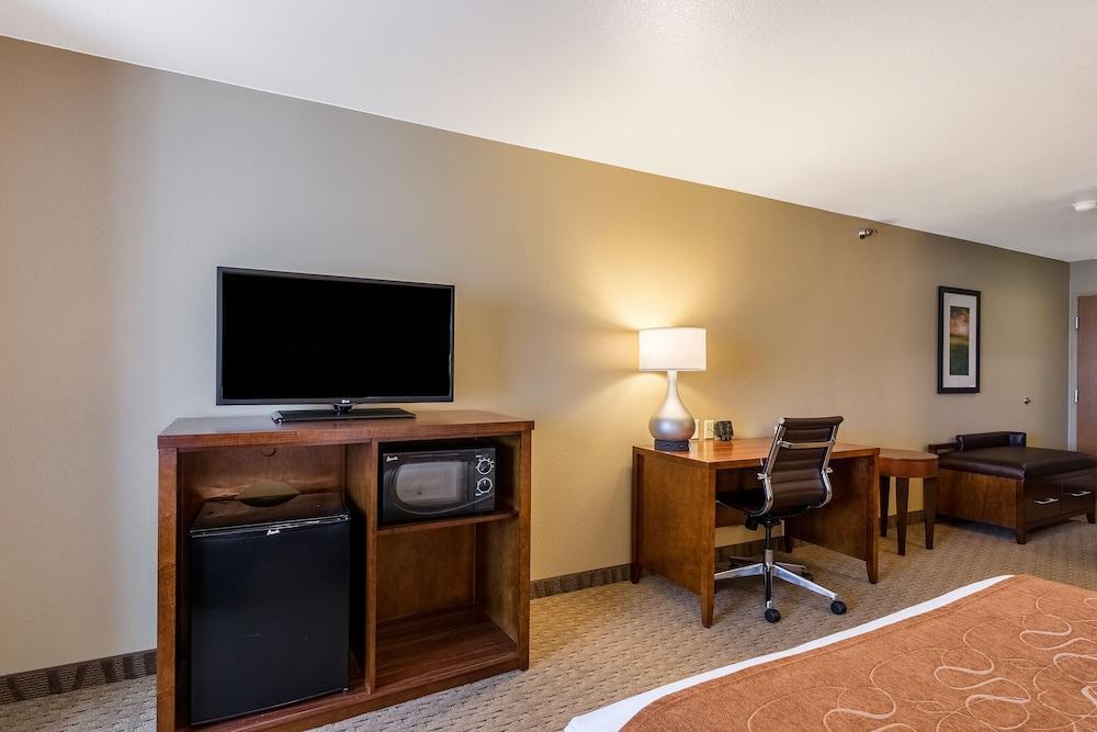 Comfort Suites Burlington Zewnętrze zdjęcie