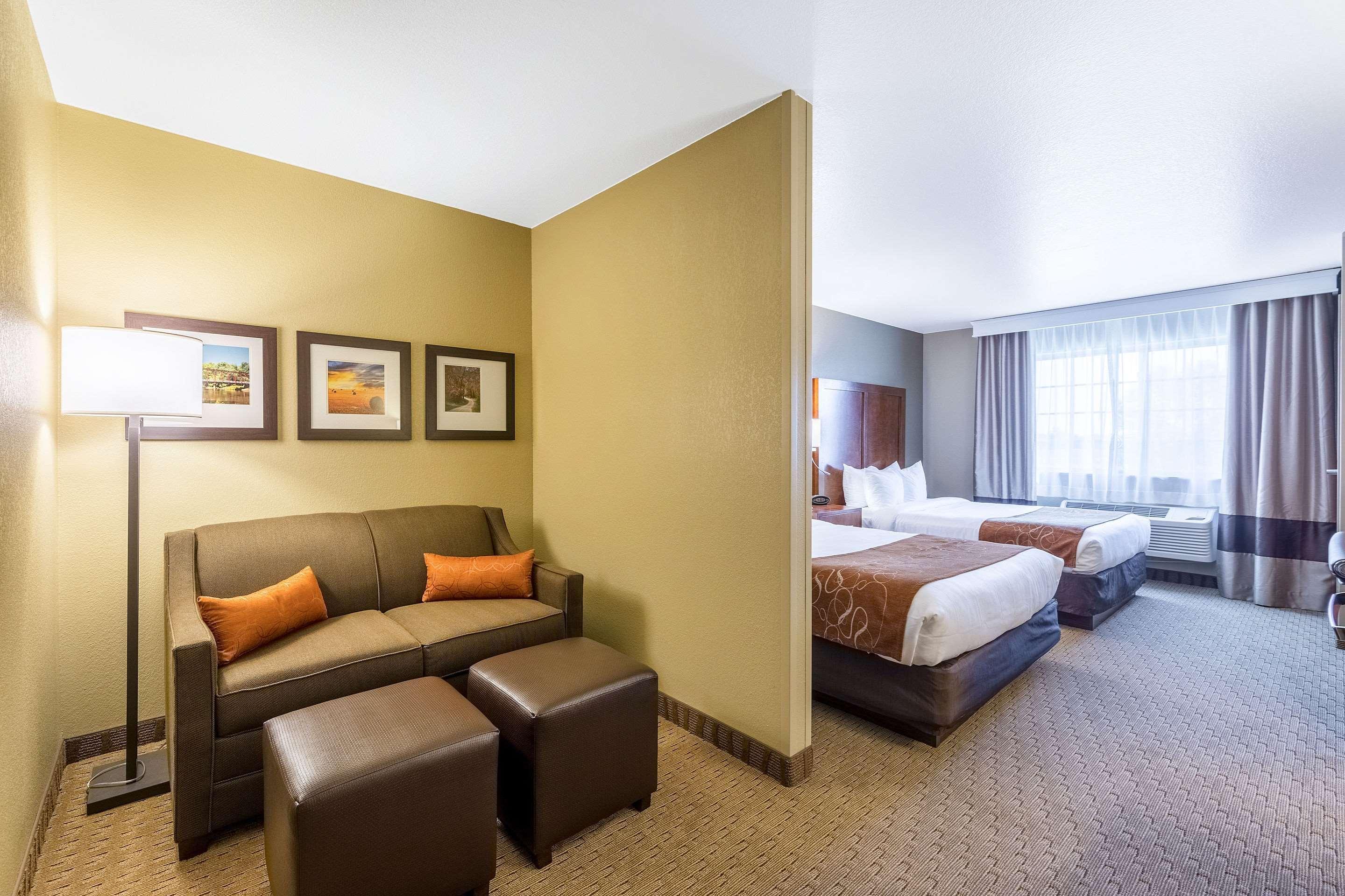 Comfort Suites Burlington Zewnętrze zdjęcie
