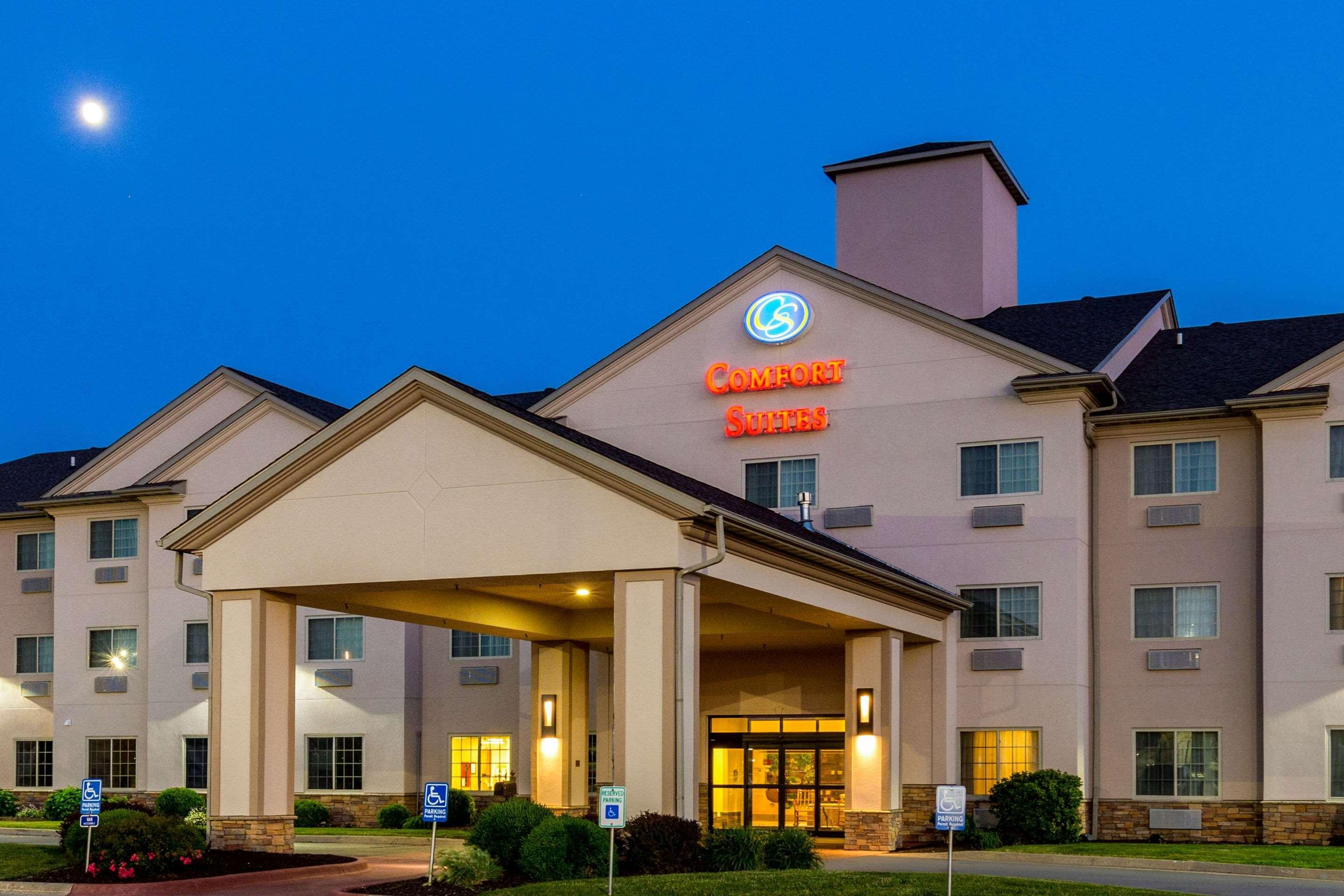 Comfort Suites Burlington Zewnętrze zdjęcie