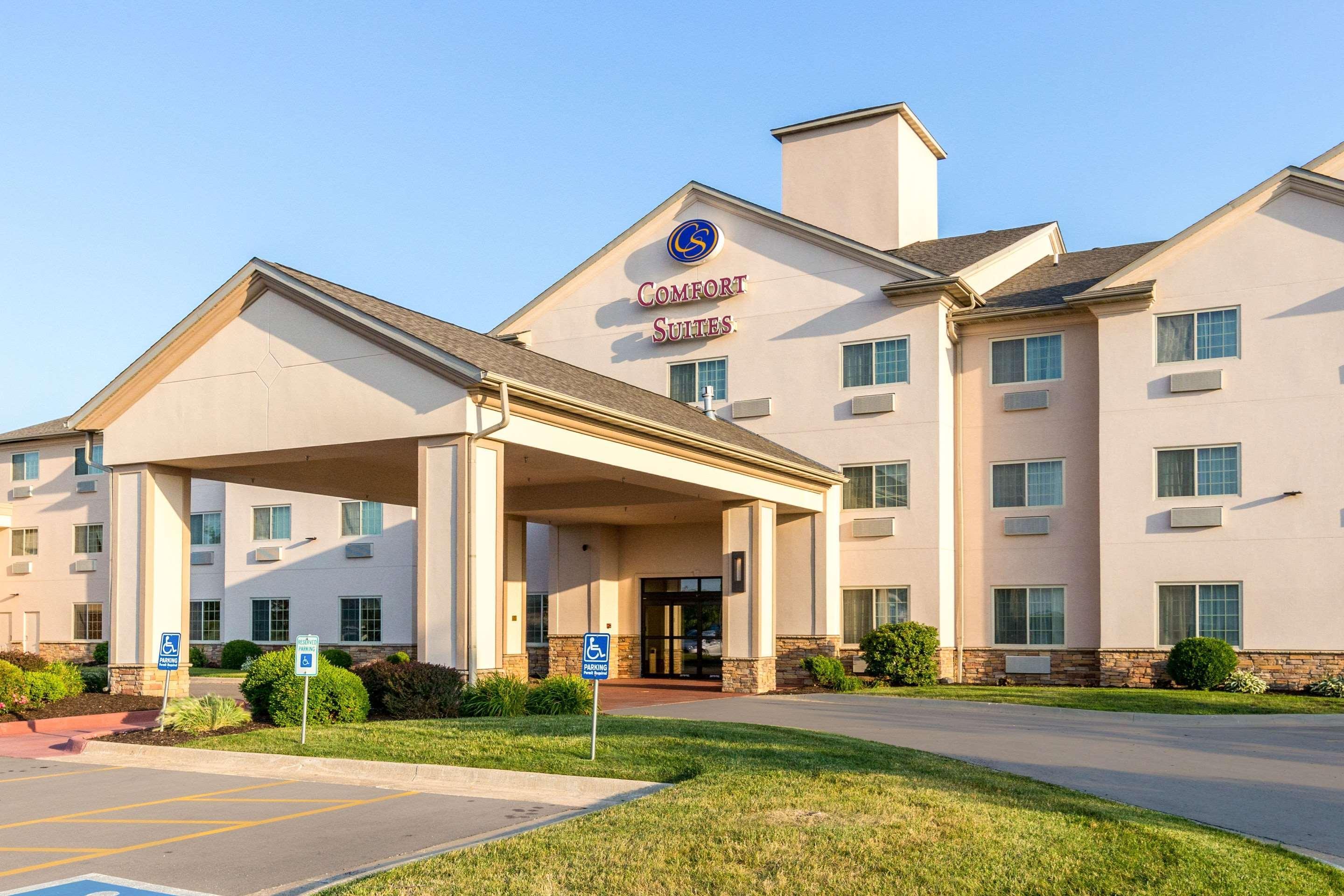 Comfort Suites Burlington Zewnętrze zdjęcie