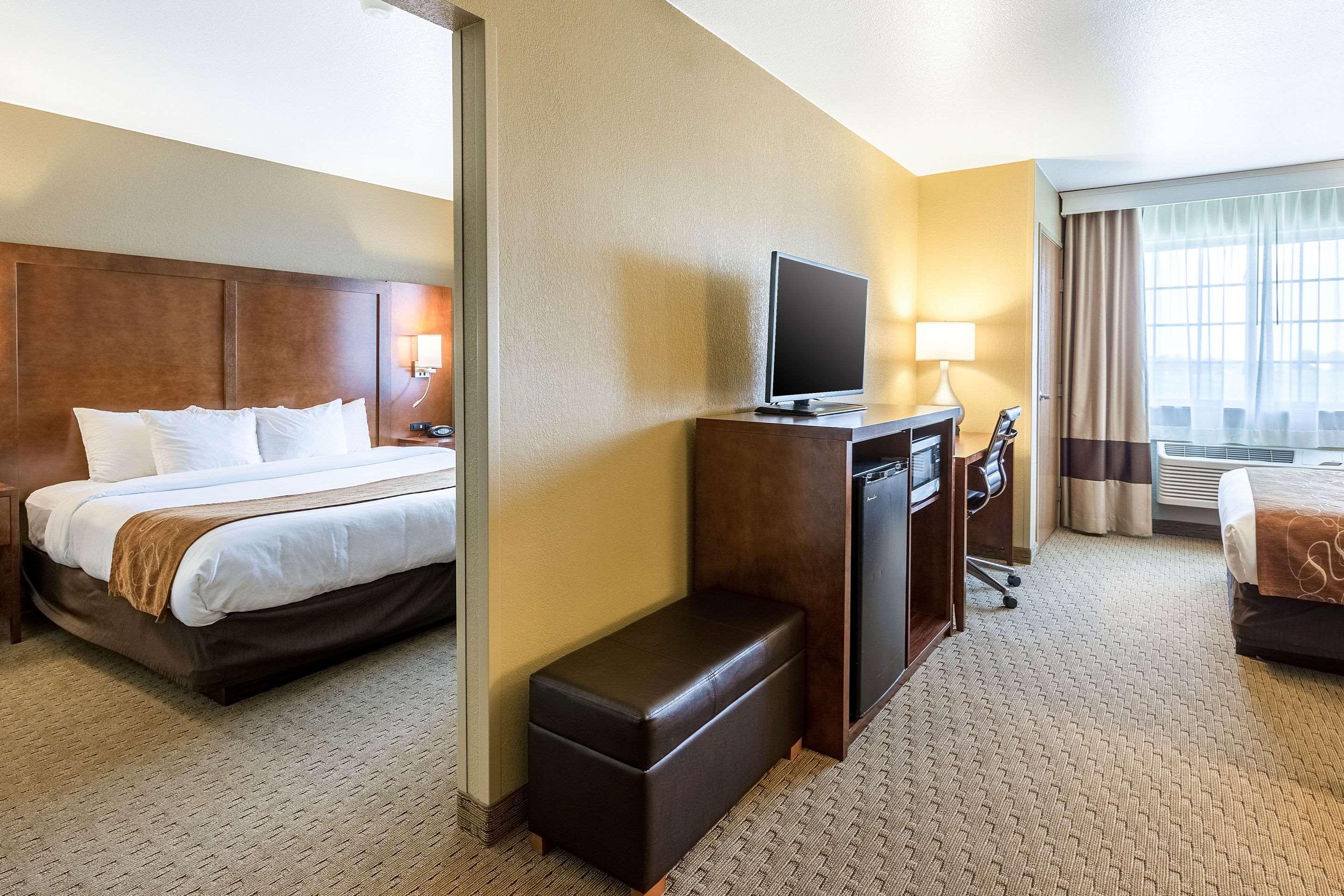 Comfort Suites Burlington Zewnętrze zdjęcie